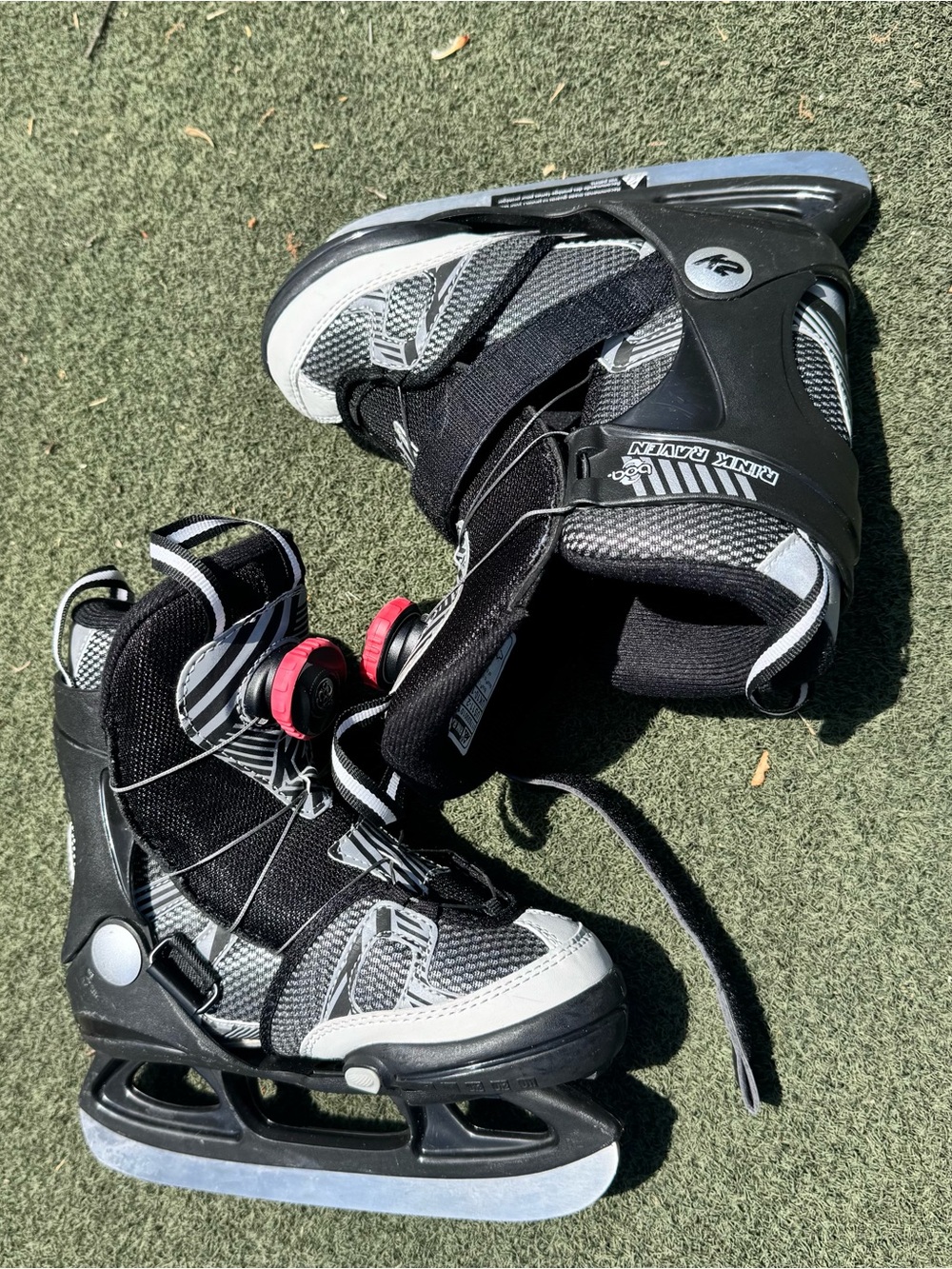 K2 Rink Raven Boa Youth Adjustable Ice Skates Size US 11-2 EU 29-34 Black Grey